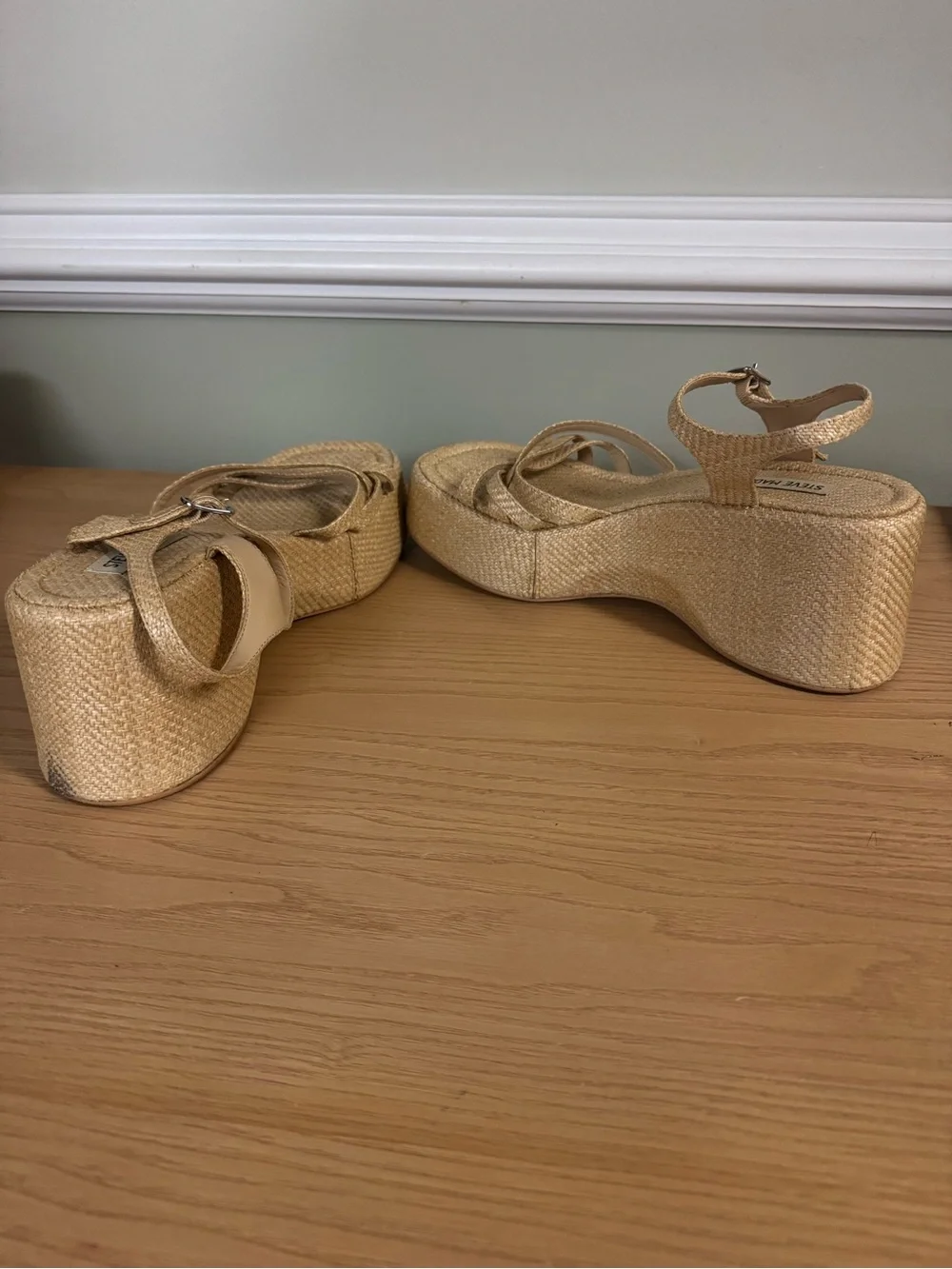 Steve Madden Crazy Raffia Platform Wedge Sandals Beige Strappy Size 10